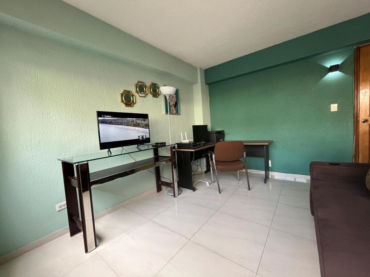 Espacioso Con Oficina Y Internet De Alta Velocidad Apartment